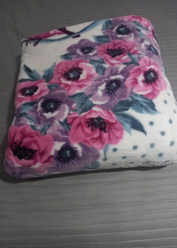 Mor Renkli Baskılı battaniye - Görsel 2