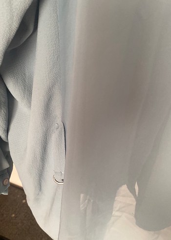 V Yaka Düğmeli Mavi Keten Gömlek - Görsel 3