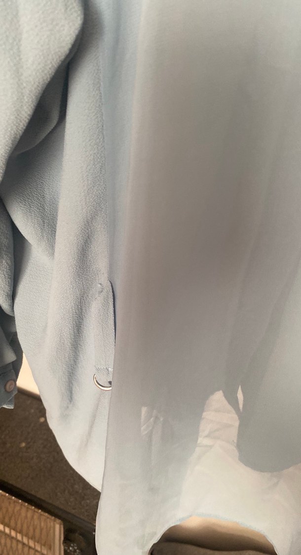 V Yaka Düğmeli Mavi Keten Gömlek - Görsel 3