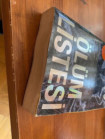 Beden Renk Laurell K. Hamilton-Ölüm Listesi