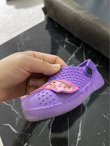 Diğer Mor crocs