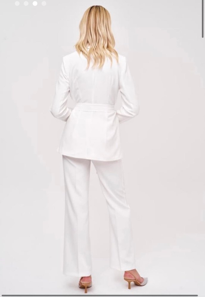 Beyaz Kemerli Ceketli Takım - Görsel 2