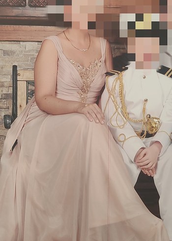 İlmio marka 38 beden Pudra Drapeli İşlemeli Uzun Abiye Elbise - Görsel 10