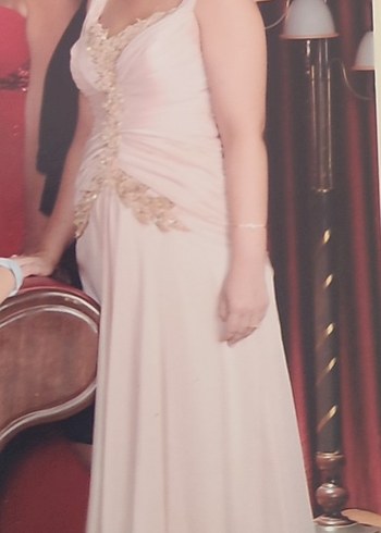 İlmio marka 38 beden Pudra Drapeli İşlemeli Uzun Abiye Elbise - Görsel 11