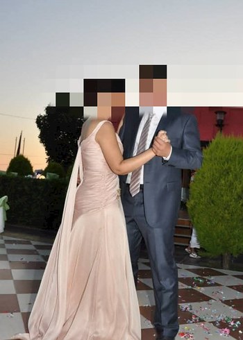 İlmio marka 38 beden Pudra Drapeli İşlemeli Uzun Abiye Elbise - Görsel 9