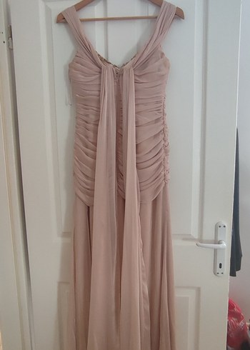 İlmio marka 38 beden Pudra Drapeli İşlemeli Uzun Abiye Elbise - Görsel 8