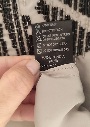 Orjinal Guess marka taş işlemeli bluz - Görsel 5