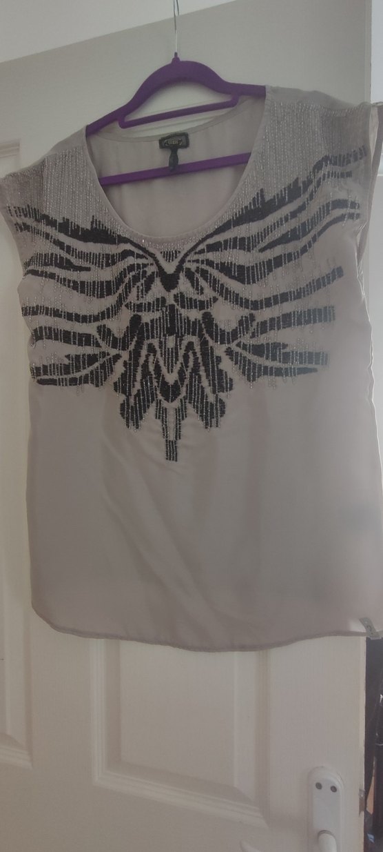 Orjinal Guess marka taş işlemeli bluz - Görsel 2