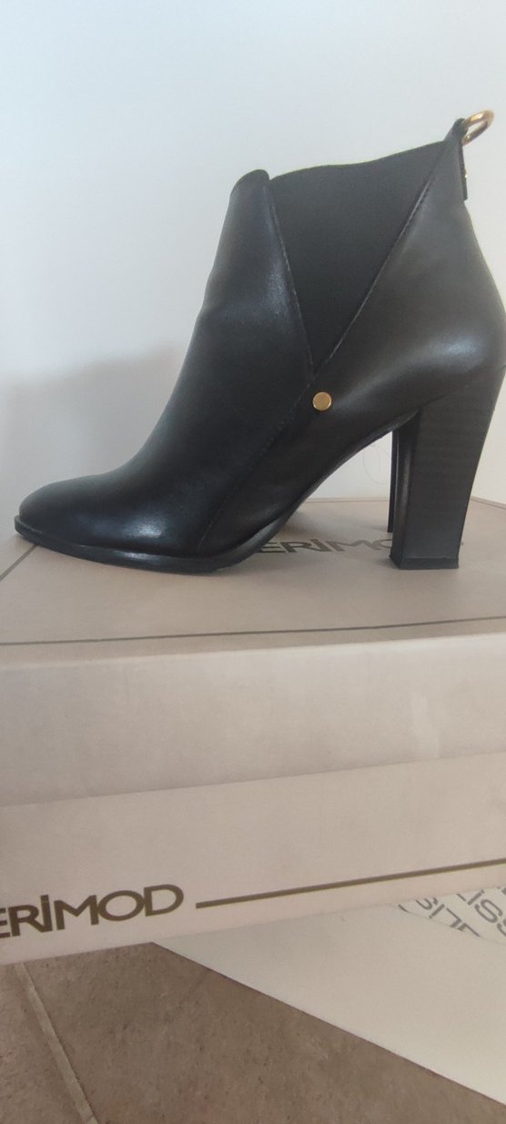 Derimod Siyah Deri Tokalı Kadın Ofis Botu - Görsel 2