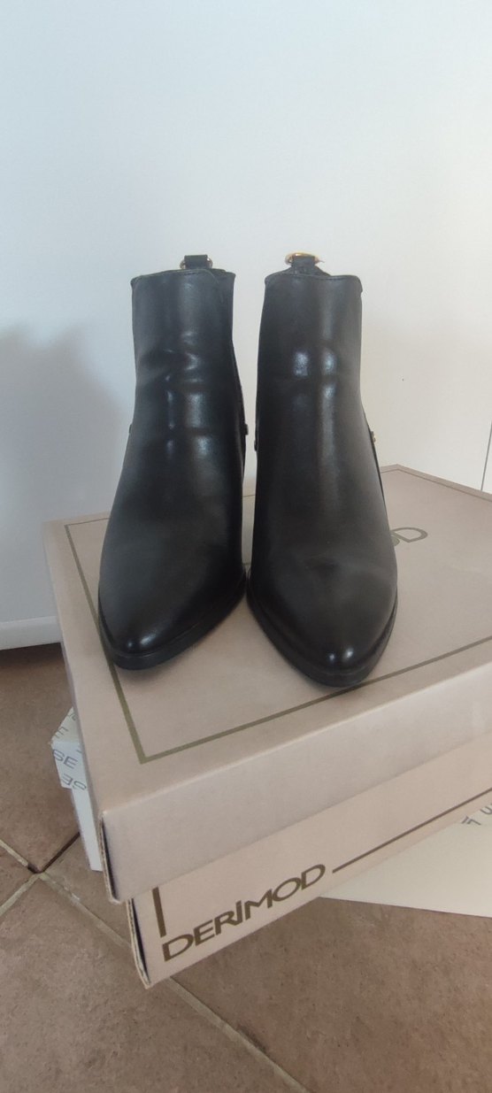 Derimod Siyah Deri Tokalı Kadın Ofis Botu - Görsel 3