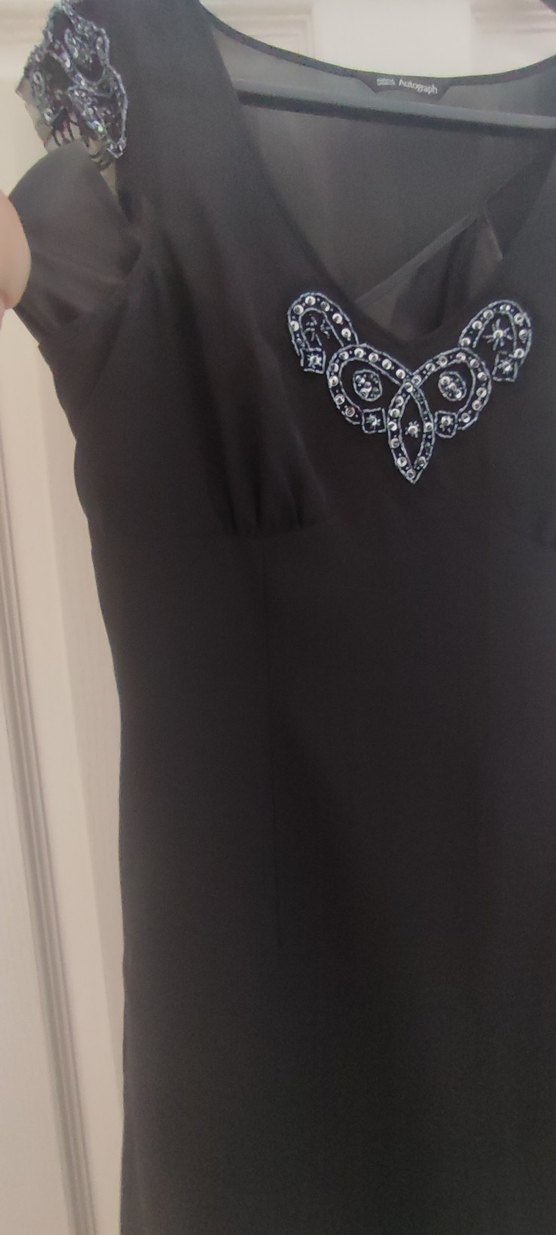 Marks&Spencer Siyah İşlemeli Boncuklu 42 beden elbise - Görsel 3