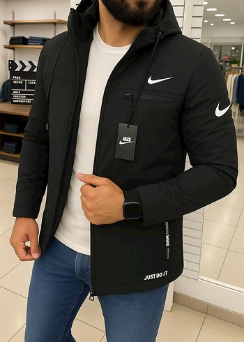 Nike Siyah Kapüşonlu Erkek mont - Görsel 2