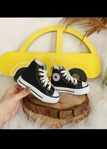 Converse bilek 