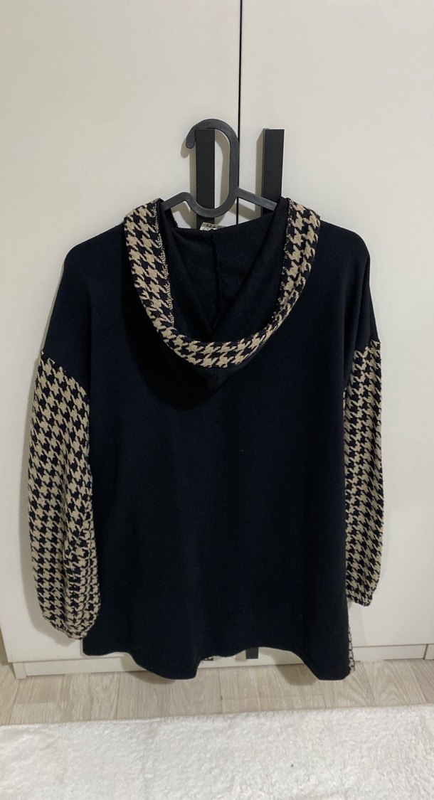 Kapüşonlu Kadın hırka - Görsel 2