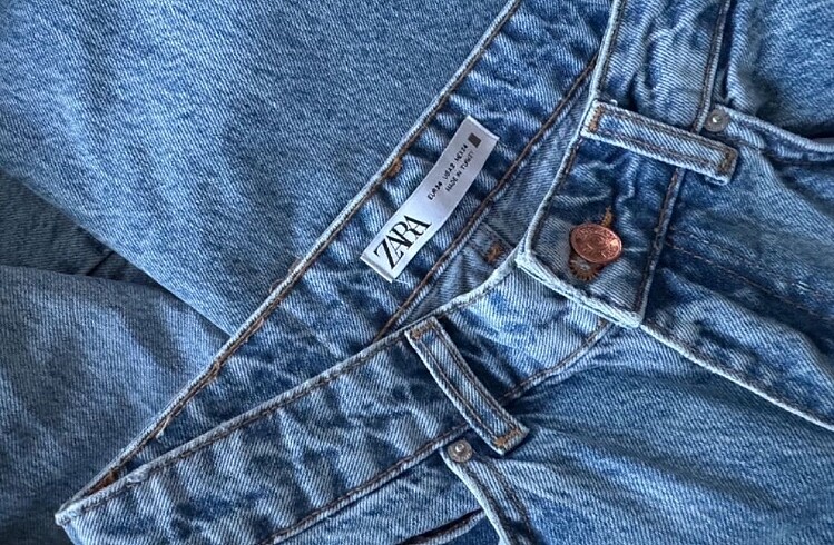 32 Beden mavi Renk Zara jean