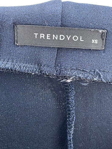 xs Beden çeşitli Renk Trendyol & Milla Düz Kesim %70 İndirimli.