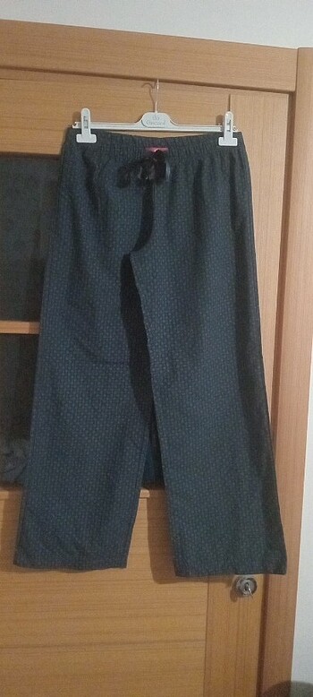 LBeden beli lastikli Yeni pijama.