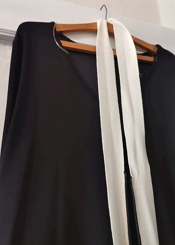 Uzun Siyah Beyaz Kadın Elbise (abiye) 52 beden - Görsel 4