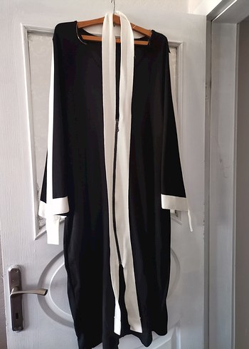 Uzun Siyah Beyaz Kadın Elbise (abiye) 52 beden - Görsel 3