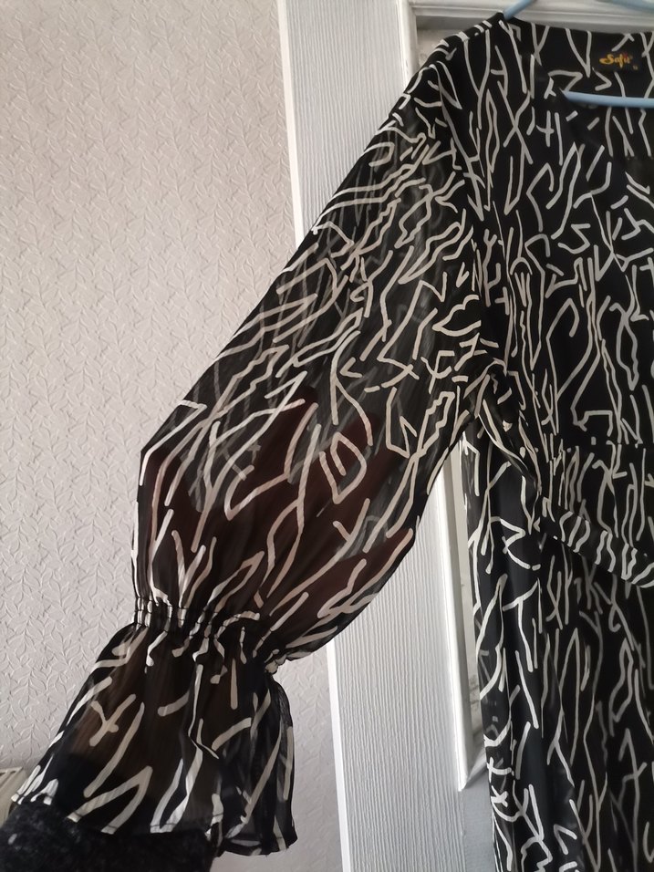 Siyah Beyaz Zebra Desenli Şifon Uzun Elbise 52 beden.. - Görsel 4