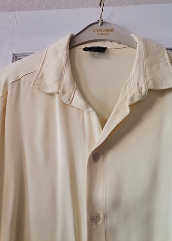 Sarı Düğmeli Kadın Saten Gömlek.. - Görsel 4