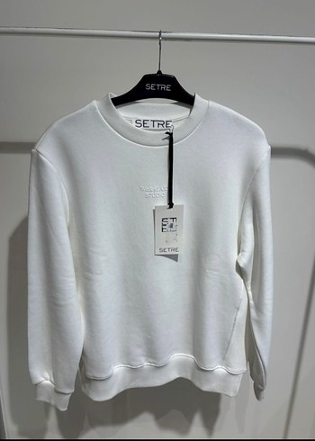 Beyaz Oversize Crew Neck Sweatshirt