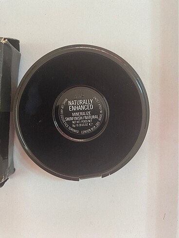 MAC Mac mineralize pudra (naturally enhanced)