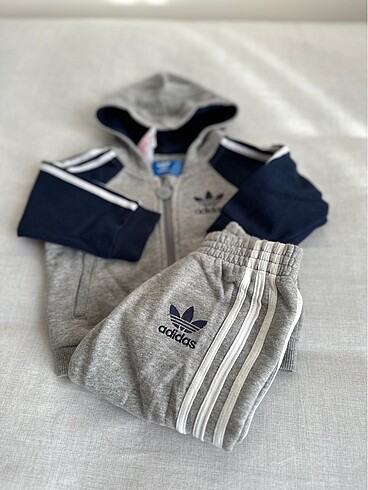 Erkek bebek Adidas eşofman takımı