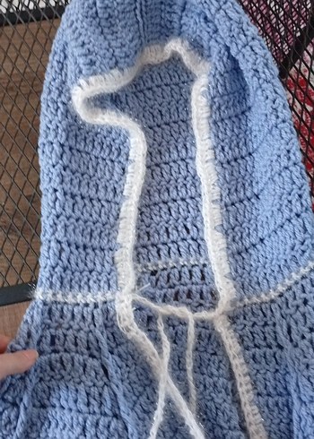 Kız Çocuk Mavi Kapüşonlu Örgü Panço - Görsel 2