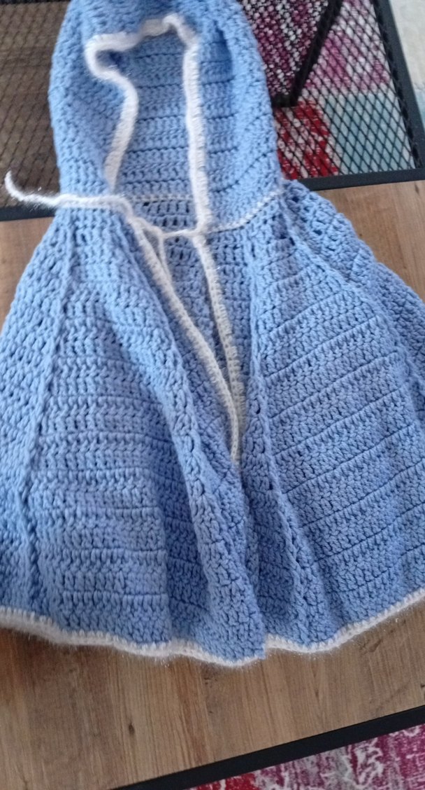 Kız Çocuk Mavi Kapüşonlu Örgü Panço - Görsel 4