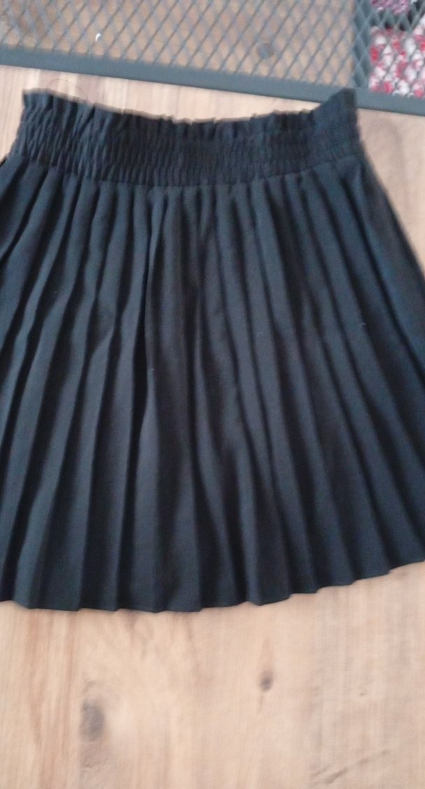 Siyah Pilili Mini Etek - Görsel 3