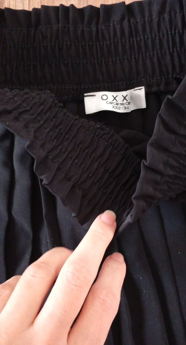 Siyah Pilili Mini Etek - Görsel 2