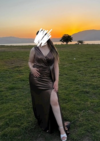 Kahverengi Parlak Taş Detaylı Drapeli Uzun Abiye Elbise - Görsel 10