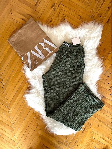 zara dokulu pantolon
