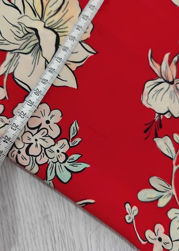 ZARA Kırmızı Çiçek Desenli Bol Kesim Kumaş Pantolon - Görsel 8