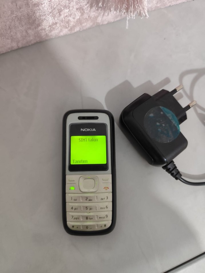 Nokia Gri Beyaz Mini Telefon - Görsel 4