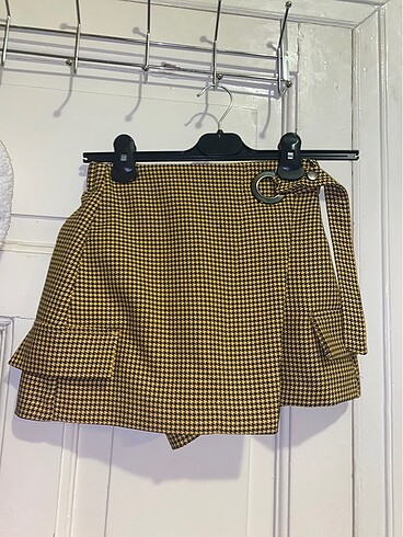 Bershka Kolej Şort Etek