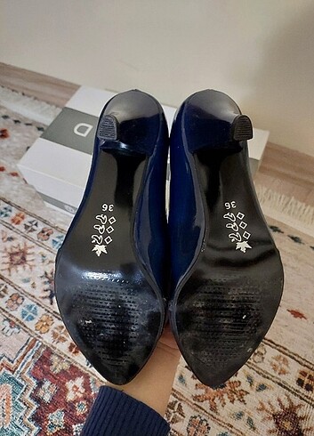 Lacivert topuklu ayakkabı - Görsel 5