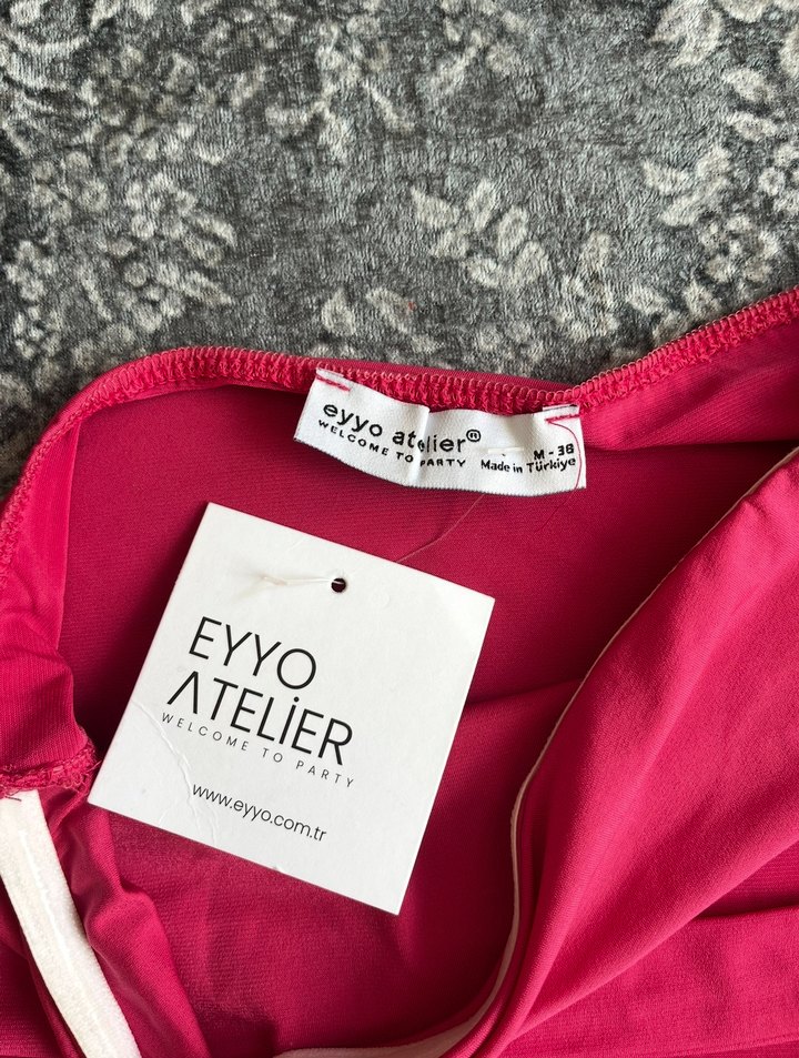 Pembe Dekolteli Kadın Body - Görsel 2