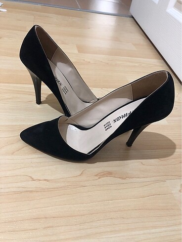 Diğer Stiletto ayakkabı