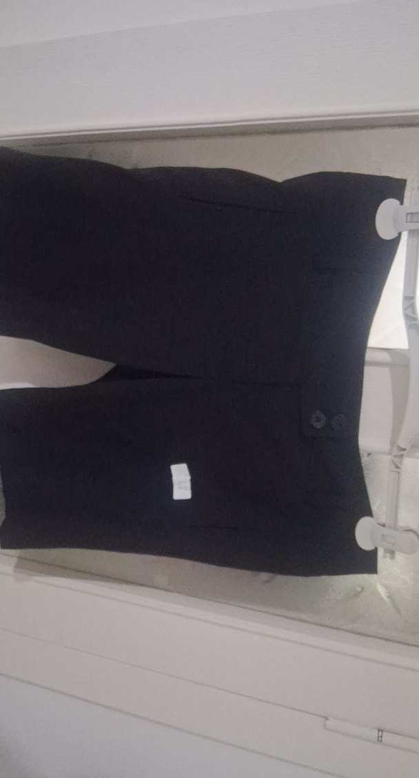 Kadın Siyah Mini Kemerli Bermuda Şort - Görsel 3