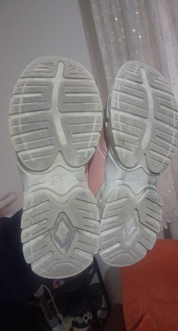 Kızlar için pembe cırt cırtlı spor ayakkabı - Görsel 5