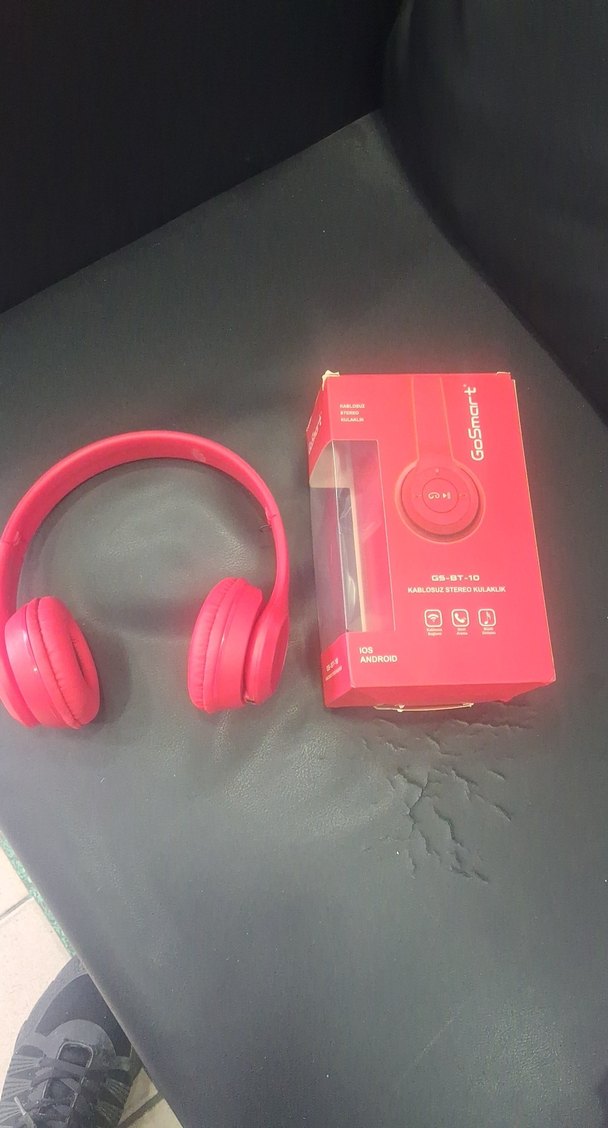 Kırmızı Kablosuz Kulaklık - Görsel 2