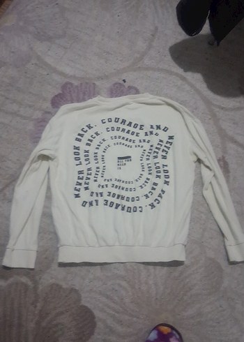 Beyaz Baskılı Kadın Sweatshirt..10.11.yas - Görsel 4