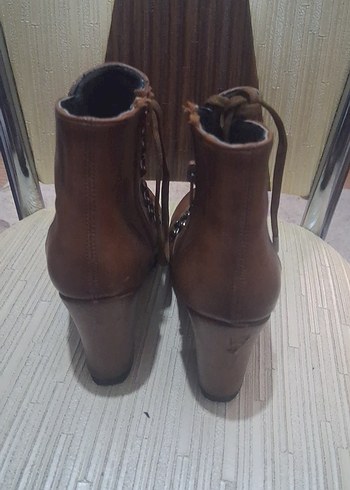 Kahverengi Deri Kadın Dolgu Topuk Biker Bot - Görsel 3