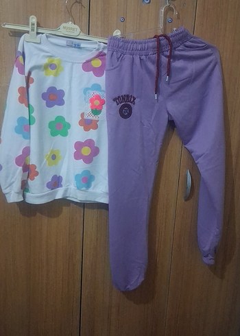 Kız Çocuk Mor Eşofman Takımı Çiçek Desenli - Görsel 2