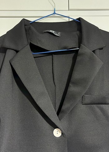 Düğmeli Siyah Kadın Midi Blazer - Görsel 3