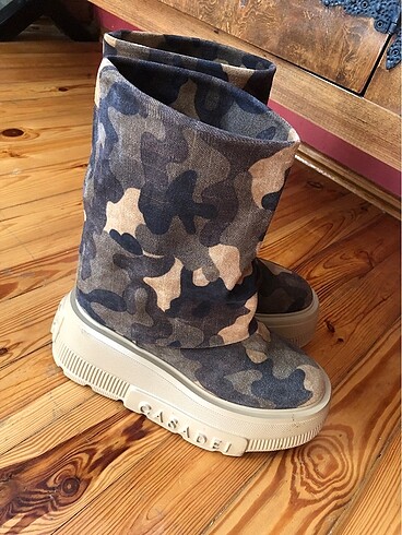 38 Beden haki Renk Casadei