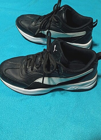 38 Beden siyah Renk Puma soft foam kadın