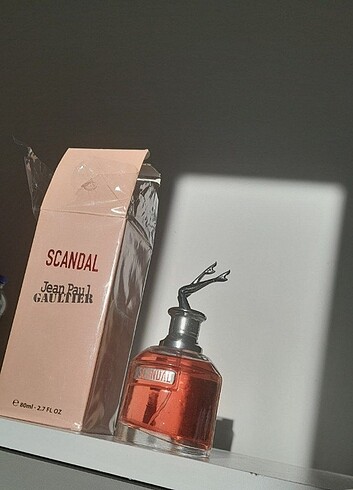 Scandal 90 ml kadın parfümü